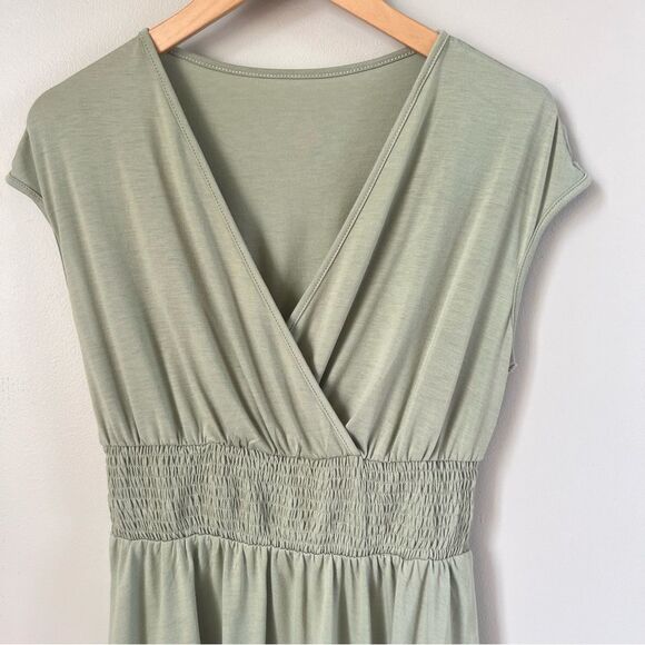 Cupshe Surplice Smocked Waist Mini Dress Olive Green Boho Dress - Picture 4 of 11